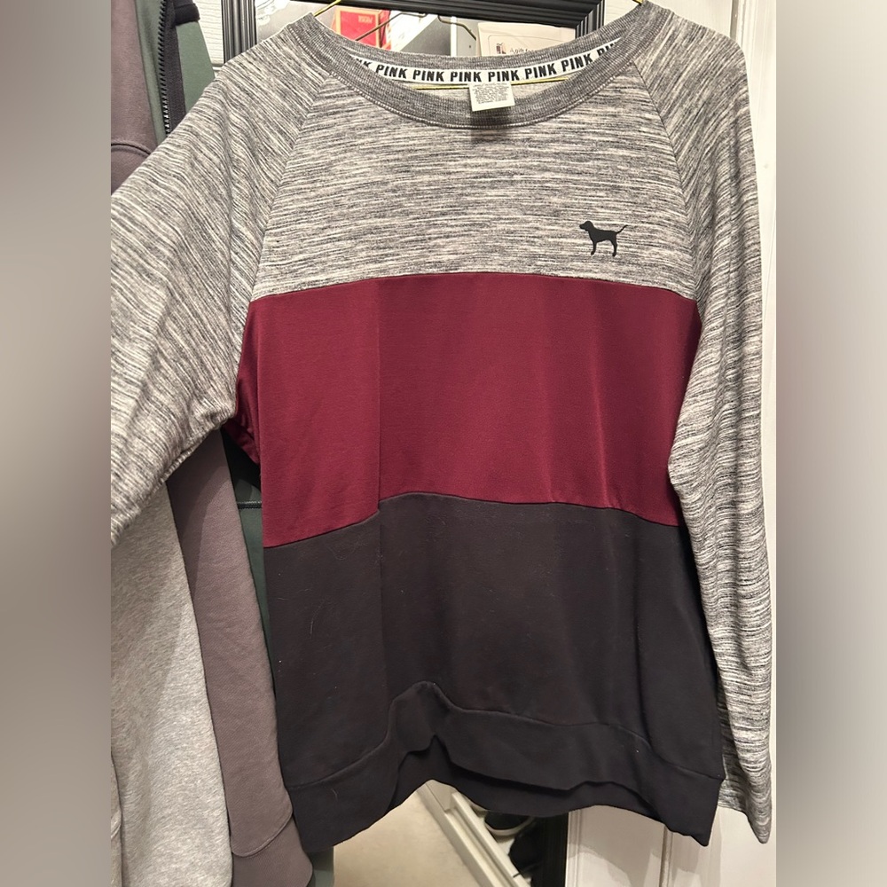 VS PINK Sweatshirt